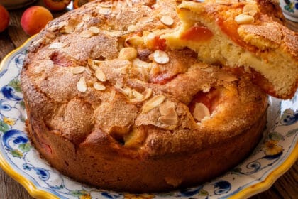 Torta alle albicocche morbidissima: tutti vogliono questa ricetta!