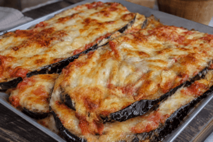 Melanzane ripiene al forno: filanti e saporite